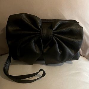 Black Bow Tie Wristlet